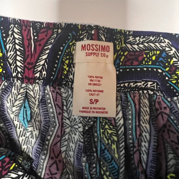 Mossimo Supply Co. Multicolor Geometric Print Shorts – Size Small - Picture 7 of 7